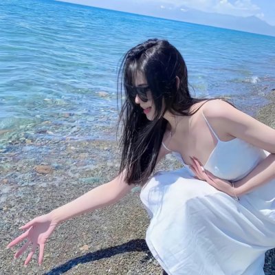 孤独的妻子 海报