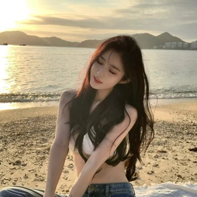 一村之长之贵妇还乡 海报